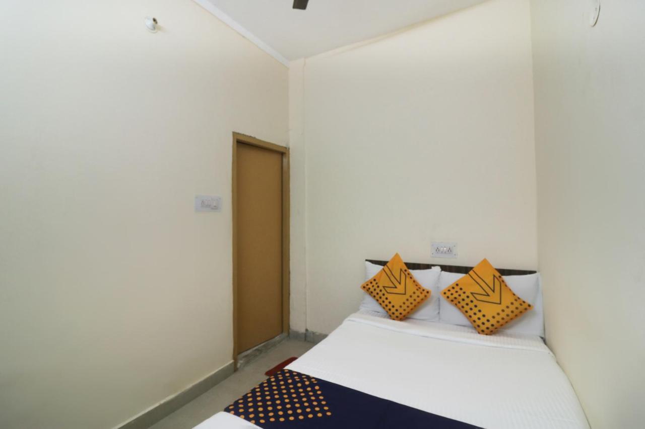 Spot On Negi Home Stay דהראדון מראה חיצוני תמונה